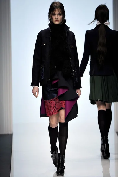 Look 4